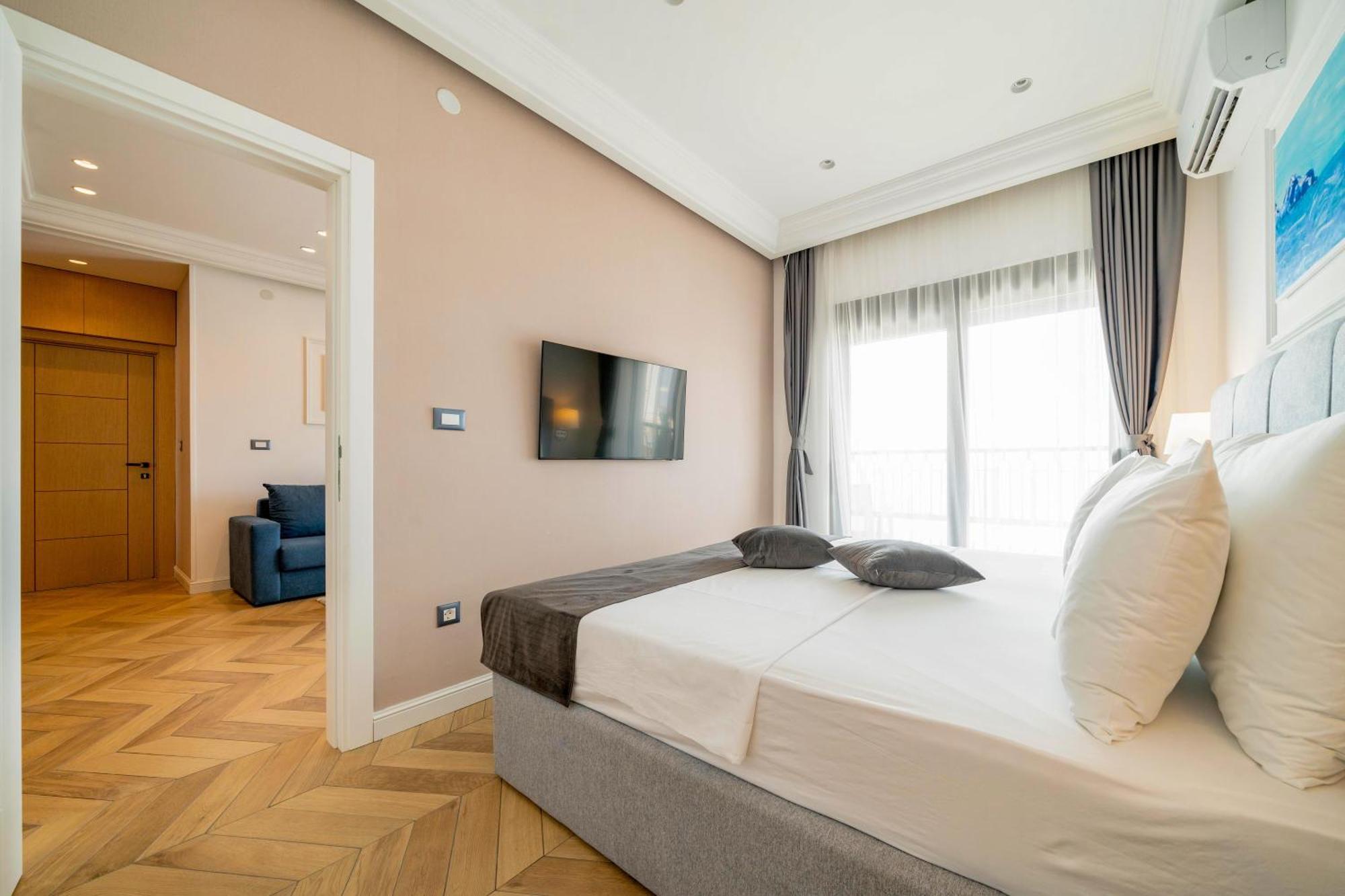Exclusive Hotel Будва Екстериор снимка