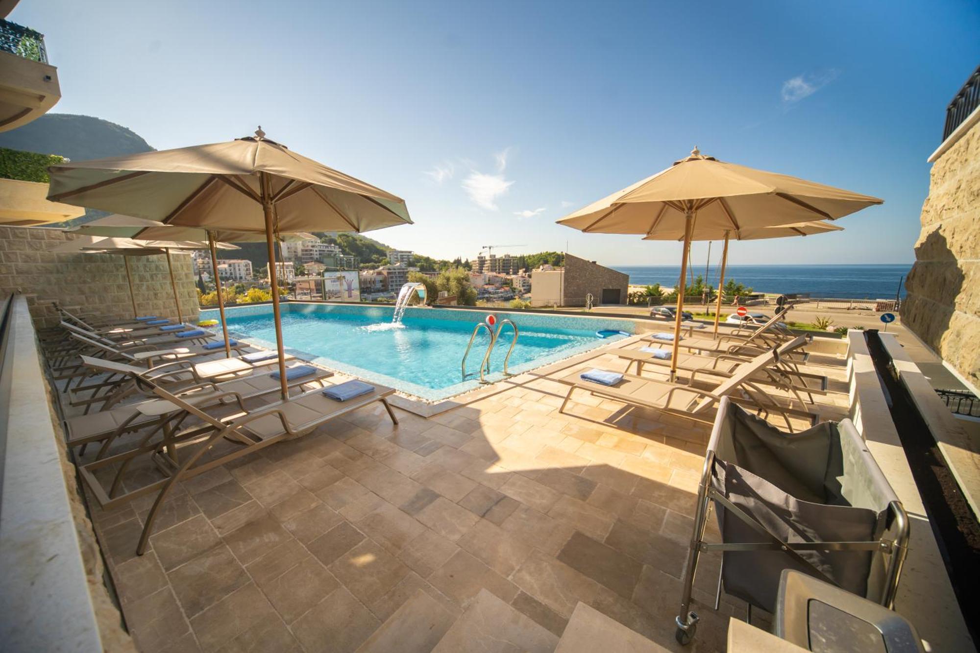 Exclusive Hotel Будва Екстериор снимка
