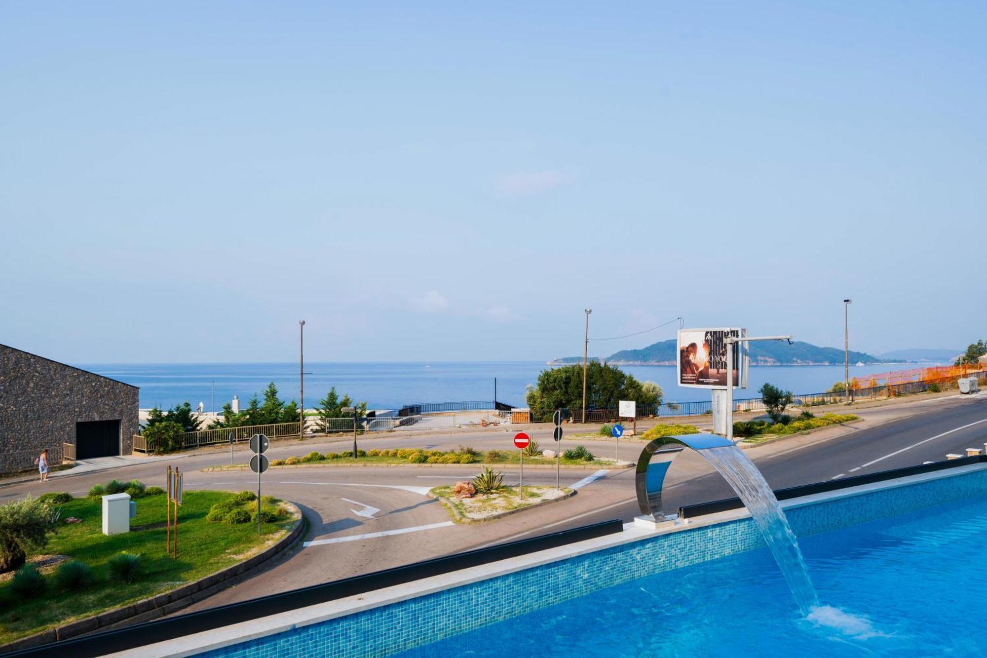 Exclusive Hotel Будва Екстериор снимка
