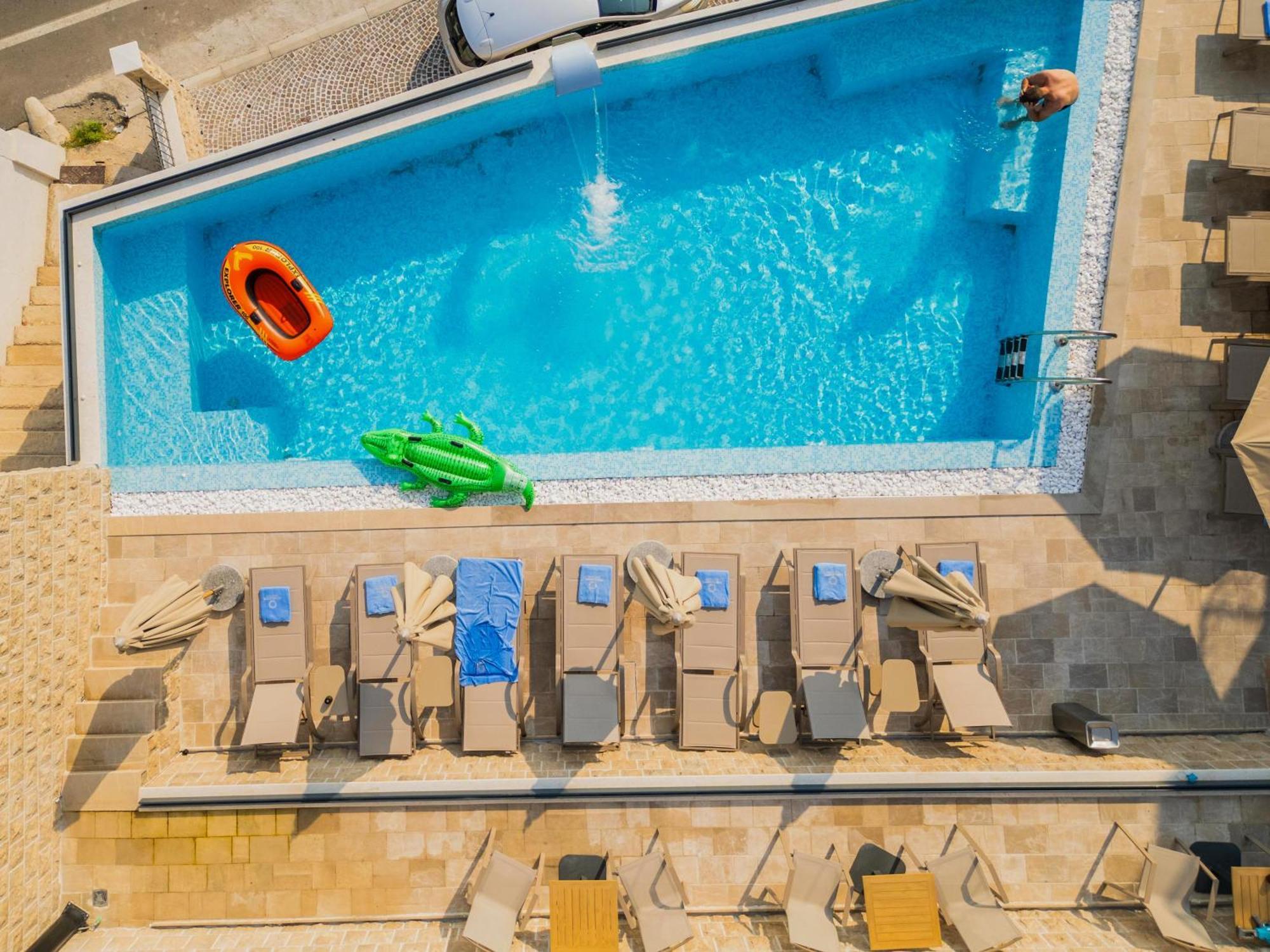 Exclusive Hotel Будва Екстериор снимка